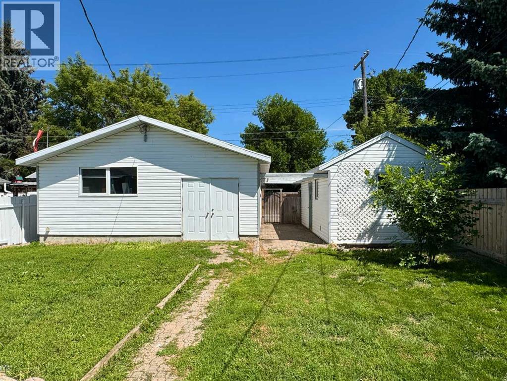 533 23 Street S - Image 31