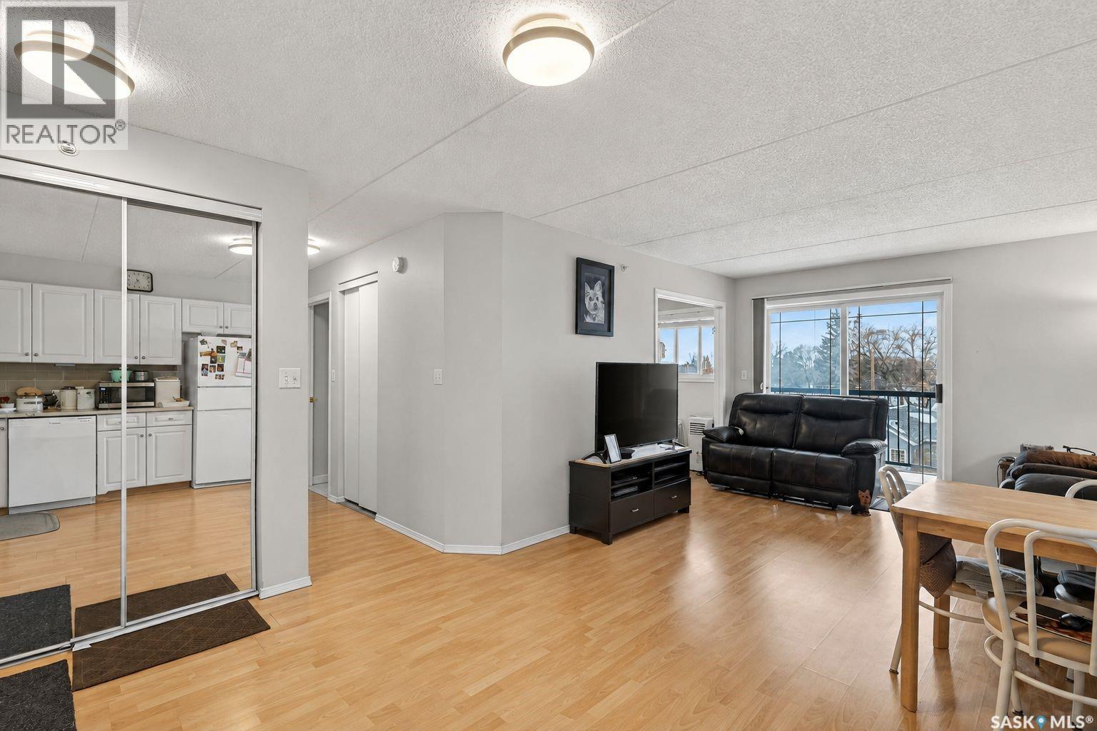 #301 2501 1st AVENUE W - Image 10
