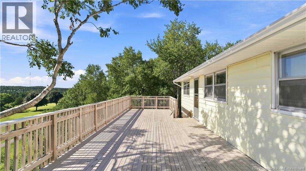 1365 Sandy Point Road - Image 29