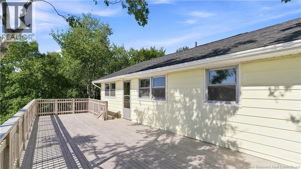 1365 Sandy Point Road - 38