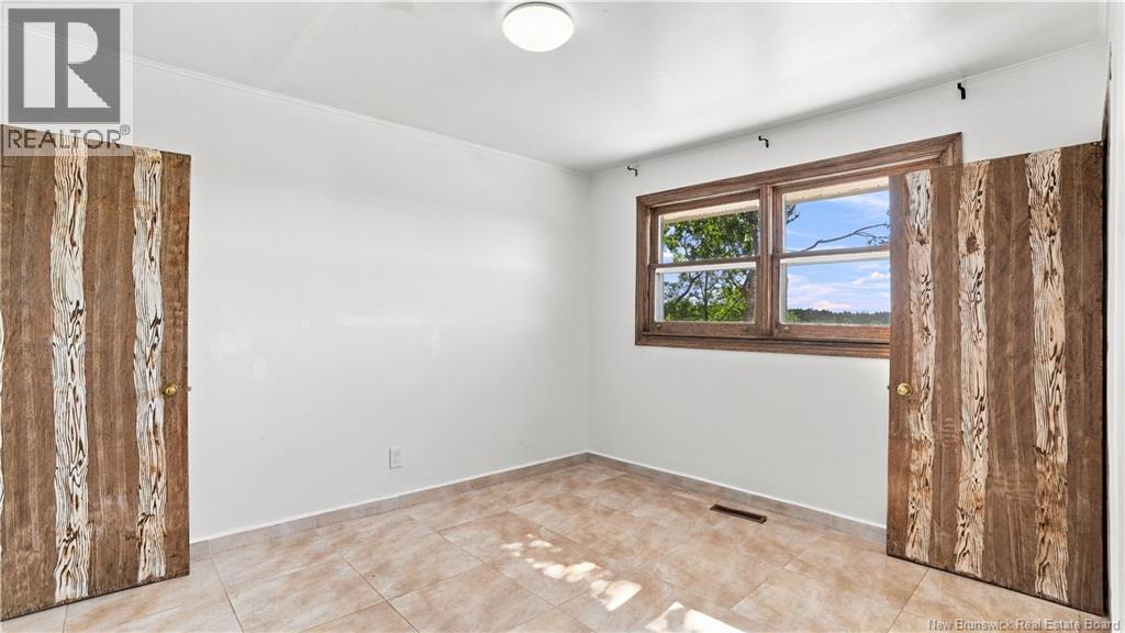 1365 Sandy Point Road - Image 17
