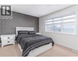 32 Hedges Crescent, Stoney Creek, ON L8J1X5 Photo 12