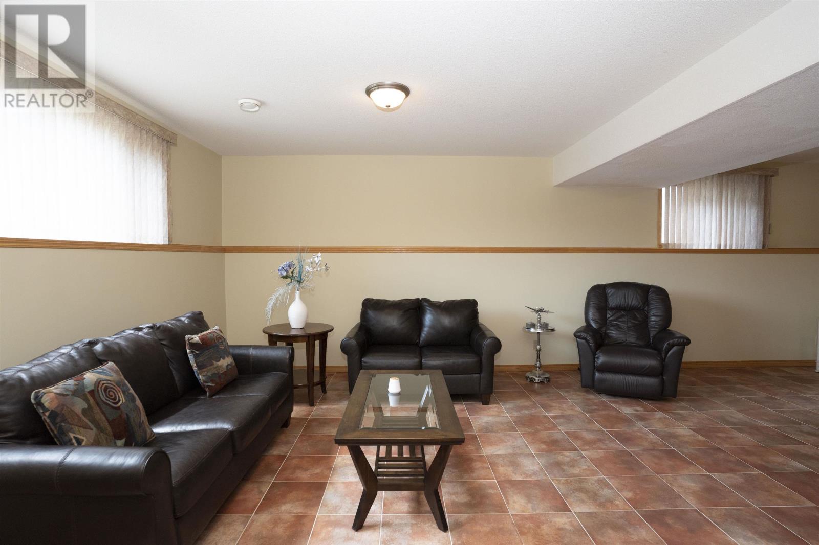 316 FAIRBROOKE CRES - Image 31