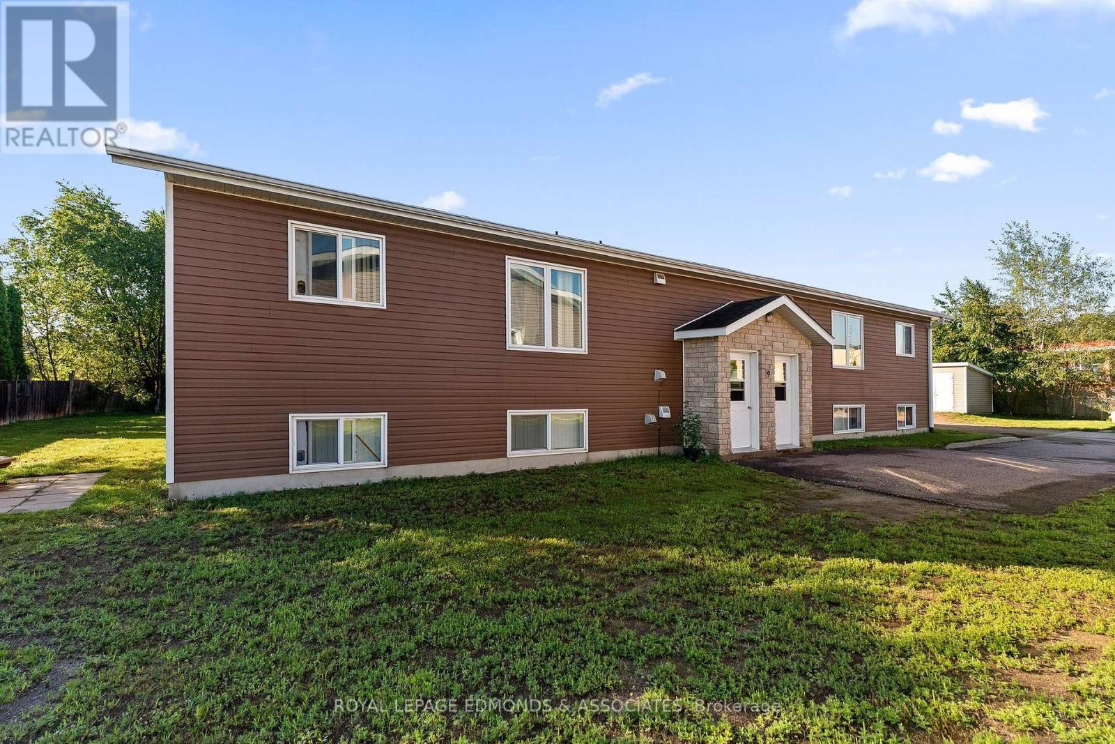 Multi-Family for Sale in Petawawa – 5 RENFREW STREET, Petawawa – MLS# X13688928 - Image 14