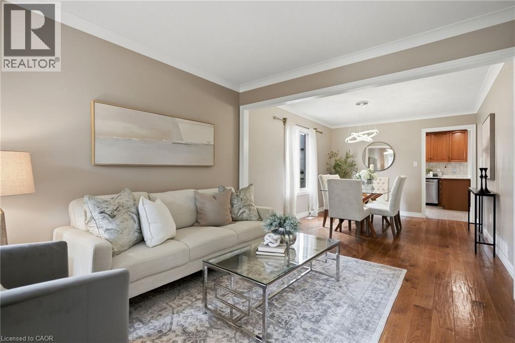 34 KEEWAYDIN Street - Image 6
