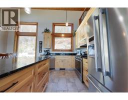 3820 Sun Ridge Road, Creston, BC V0B1G1 Photo 12