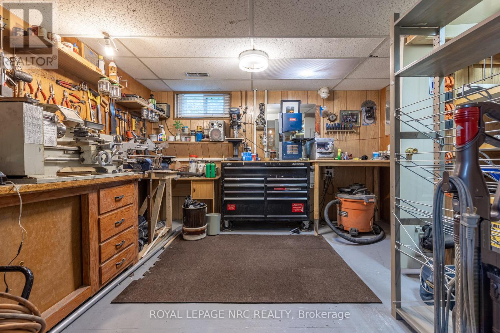 542 LAKE STREET - Image 23