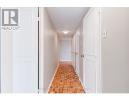 1305 - 1166 Bay Street, Toronto, ON M5S2X8 Photo 14