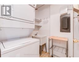 1305 - 1166 Bay Street, Toronto, ON M5S2X8 Photo 28