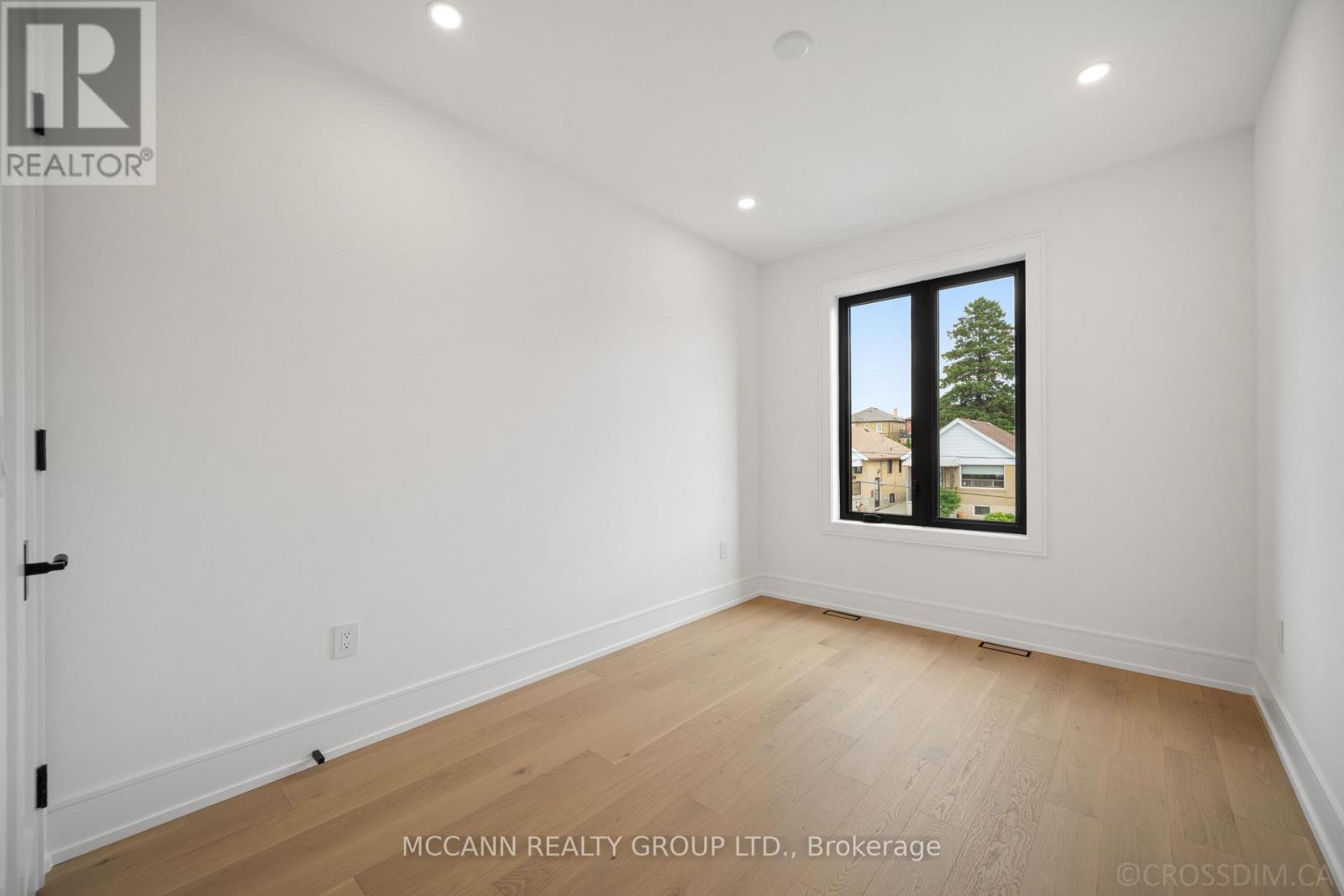 526 WESTMOUNT AVENUE - Image 27
