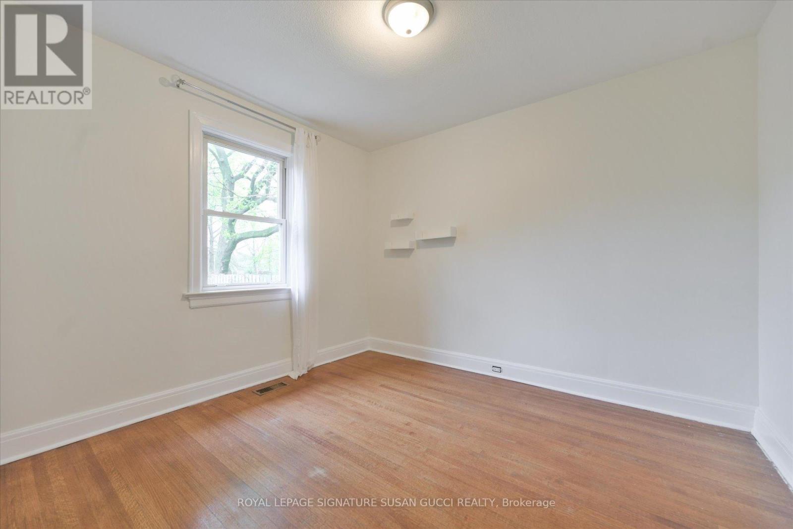 388 O'CONNOR DRIVE - 12