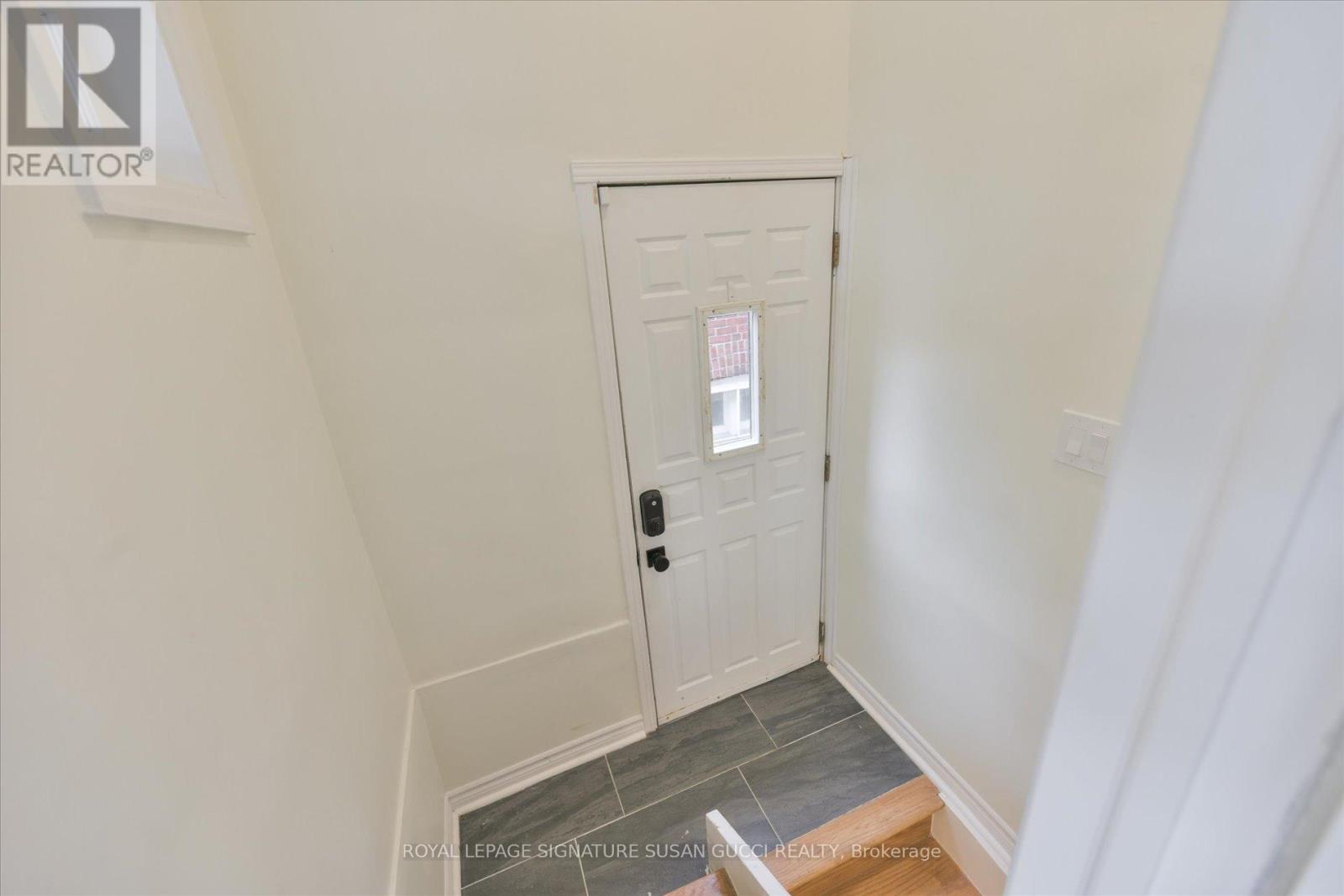 388 O'CONNOR DRIVE - 16