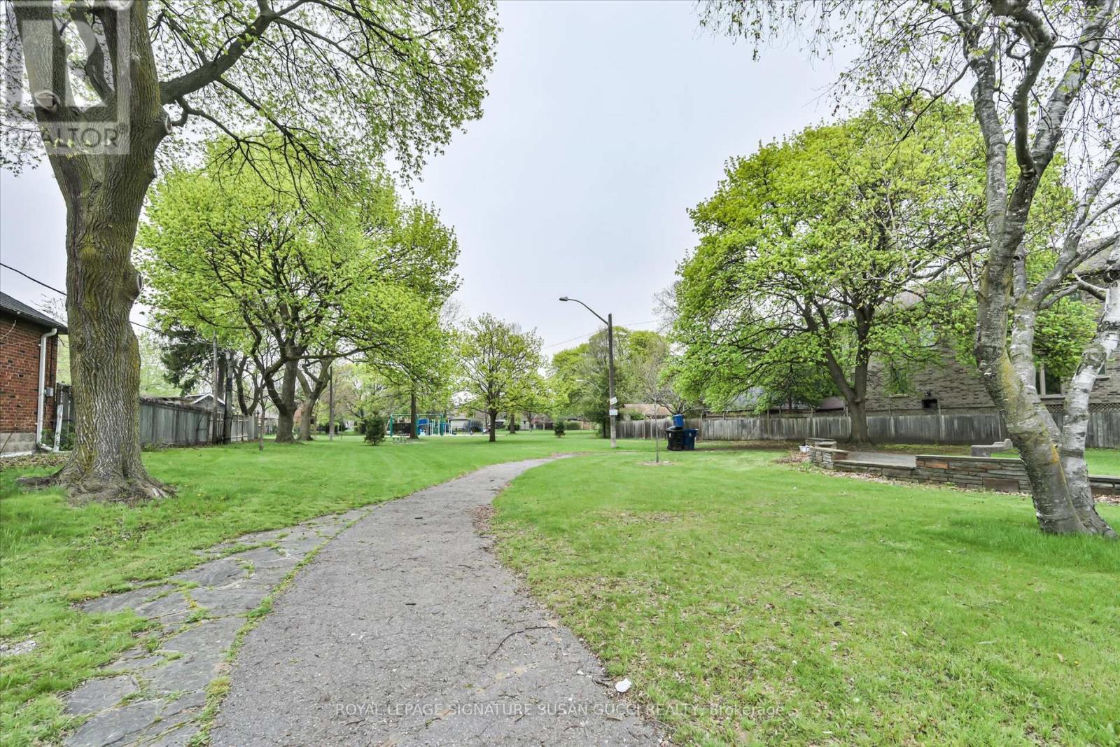 388 O'CONNOR DRIVE - 26