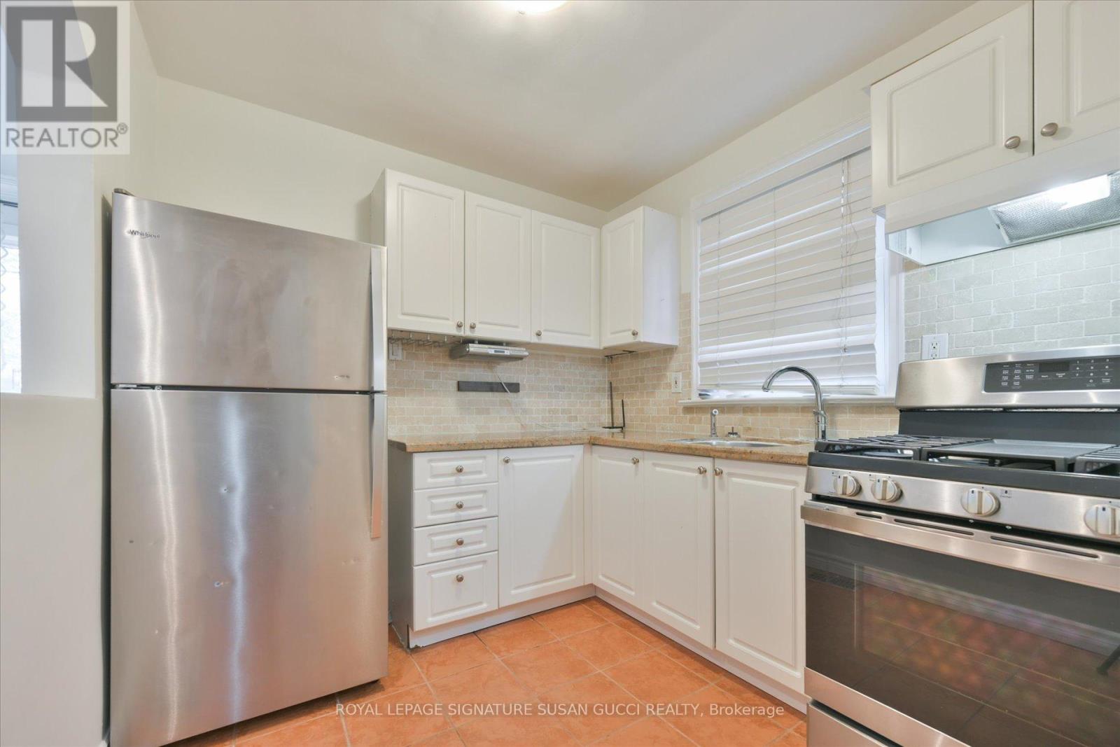 388 O'CONNOR DRIVE - 9