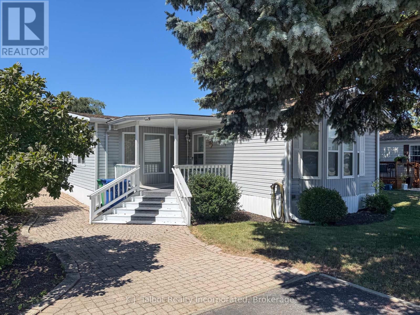 55 ALGONQUIN LANE - 2