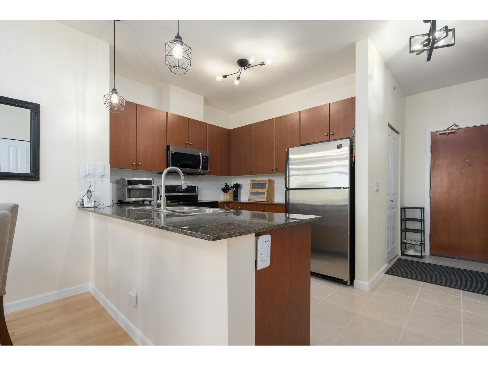 2 Bed, 2 Bath Apartment for Sale in Surrey – 418 10180 153 STREET, Surrey – MLS# R3156907 - Image 8