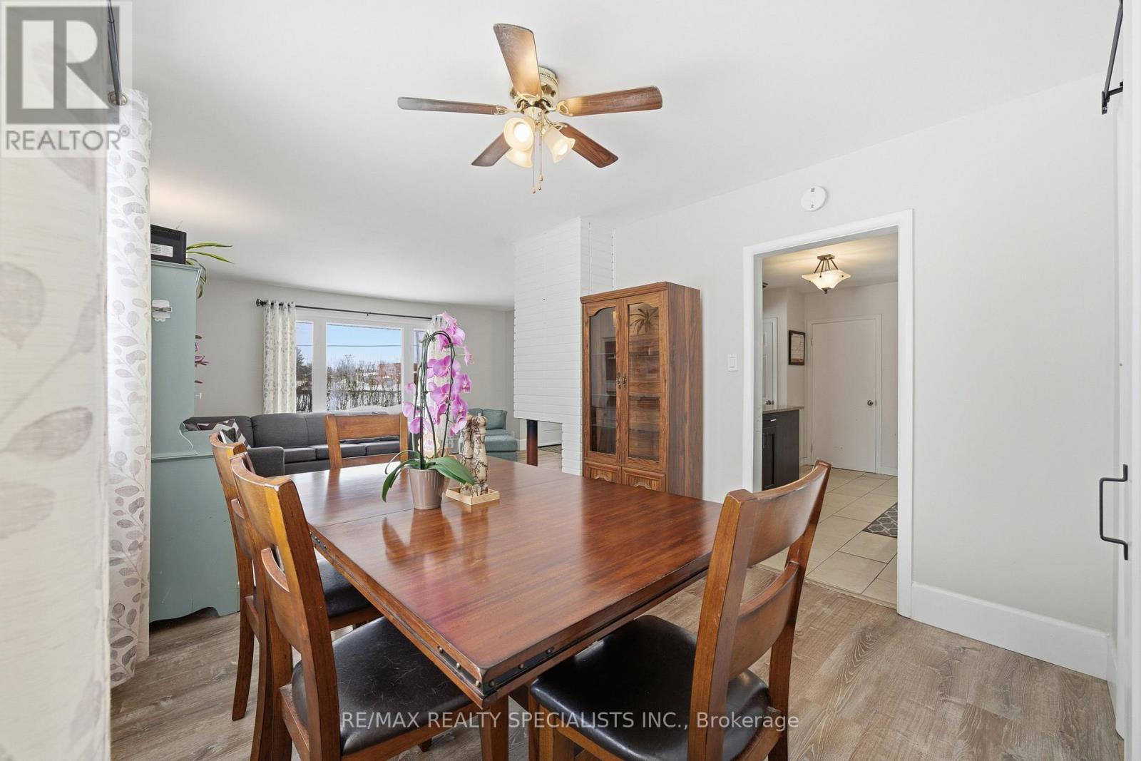 302 KING STREET - 12