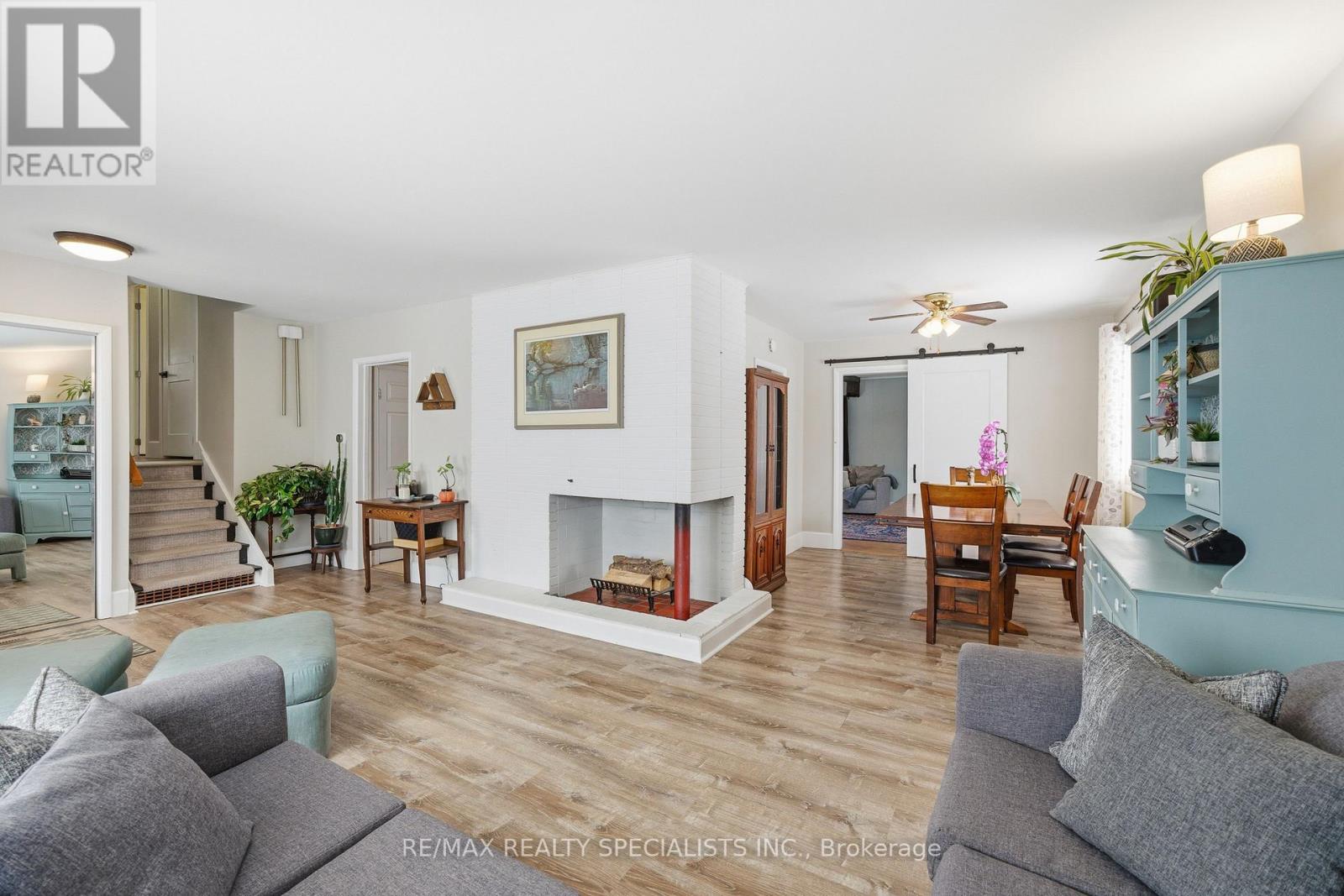 302 KING STREET - 16