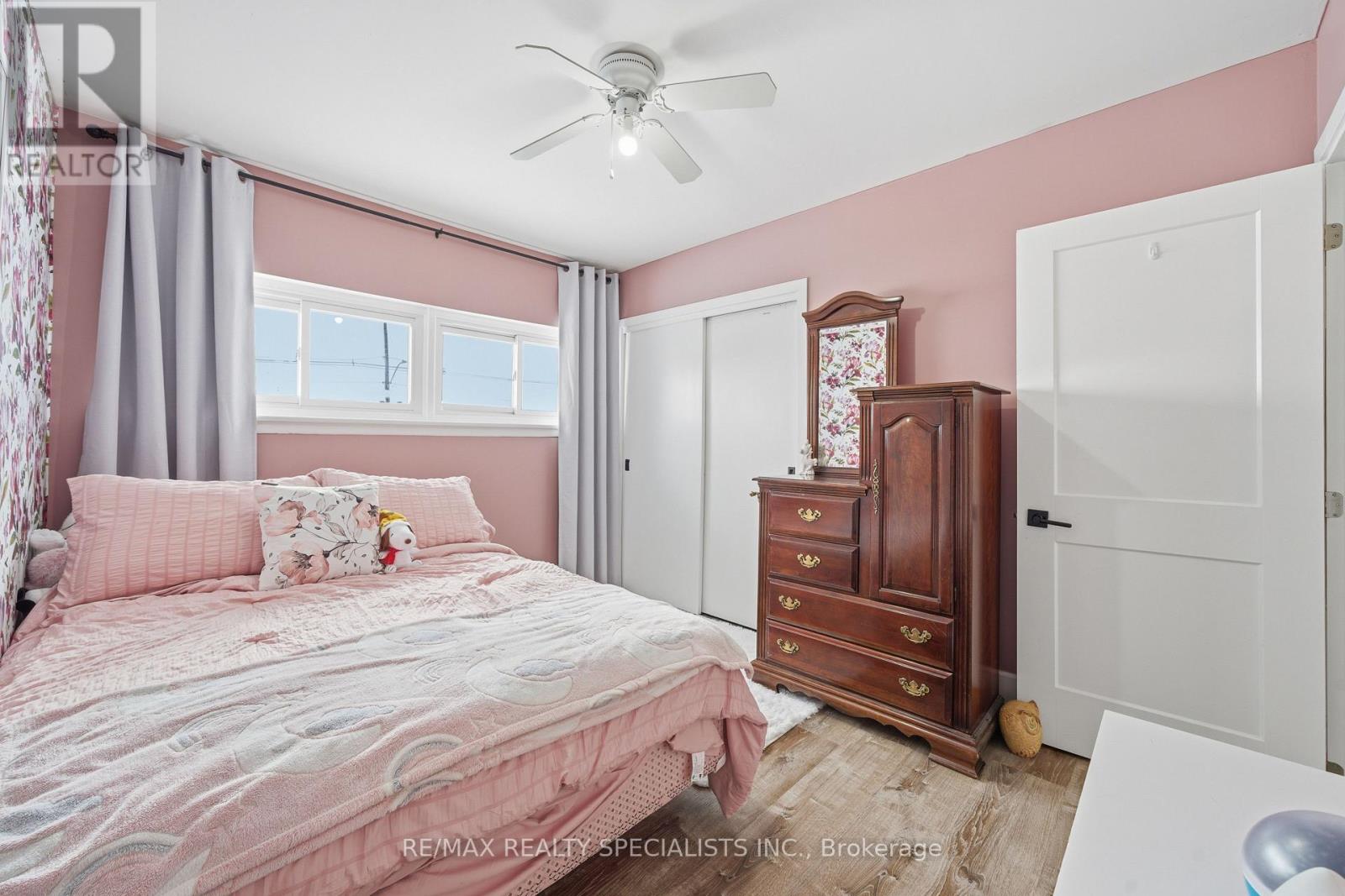 302 KING STREET - Image 29