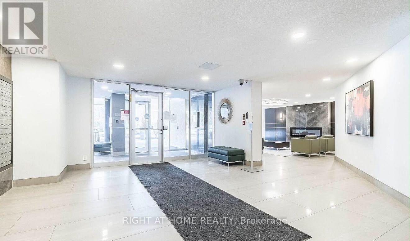 #1102 820 BURNHAMTHORPE ROAD - Image 27