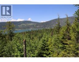 7735 Stewart Road, Fauquier, BC V0G1K0 Photo 30
