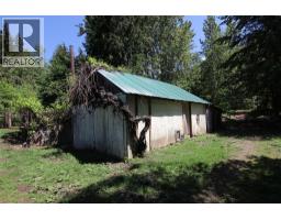 7735 Stewart Road, Fauquier, BC V0G1K0 Photo 12