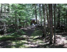 7735 Stewart Road, Fauquier, BC V0G1K0 Photo 43