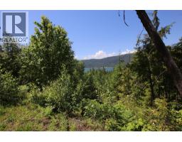 7735 Stewart Road, Fauquier, BC V0G1K0 Photo 26