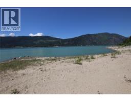 7735 Stewart Road, Fauquier, BC V0G1K0 Photo 51
