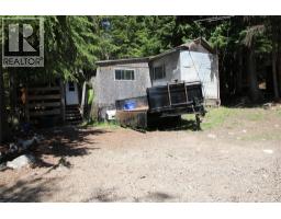 7735 Stewart Road, Fauquier, BC V0G1K0 Photo 41