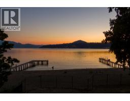 1978 Mcdougall Street, Kelowna, BC V1Y1A3 Photo 16