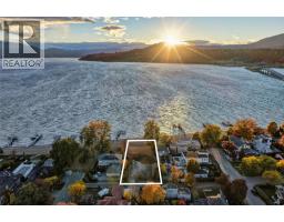 1978 Mcdougall Street, Kelowna, BC V1Y1A3 Photo 6