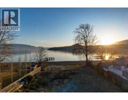 1978 Mcdougall Street, Kelowna, BC V1Y1A3 Photo 41