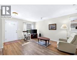 Dining room - 1951 Lodgepole Drive Unit# 21, Kamloops, BC V1S1Y1 Photo 6