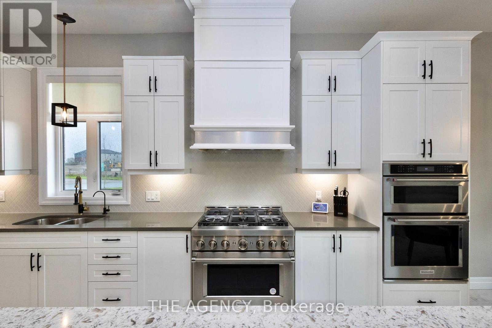 76 GRANDVILLE CIRCLE - Image 12