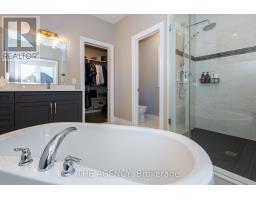 76 Grandville Circle, Brant, ON N3L0J5 Photo 25