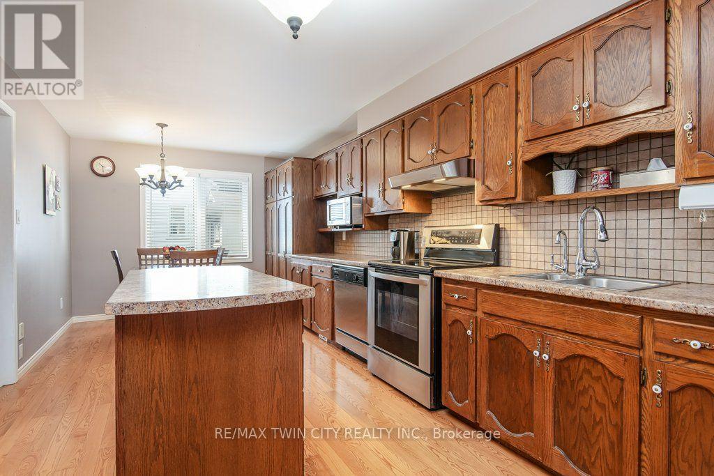 108 QUEENSWAY DRIVE - Image 14