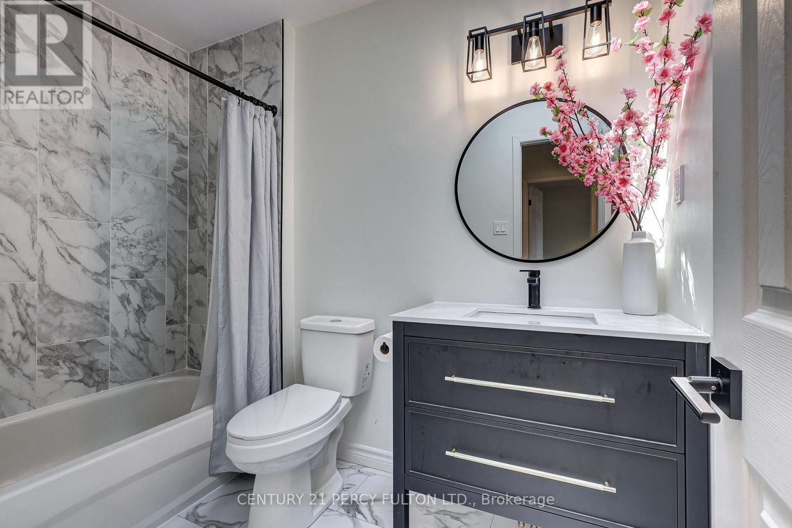 132 SUNDRIDGE CRESCENT - Image 23