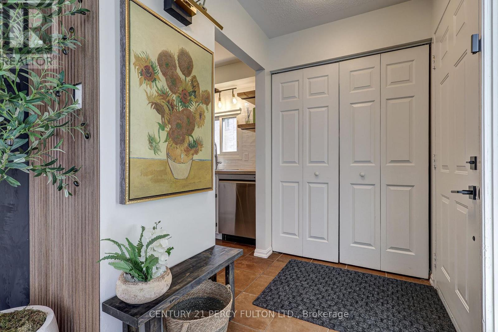 132 SUNDRIDGE CRESCENT - Image 4