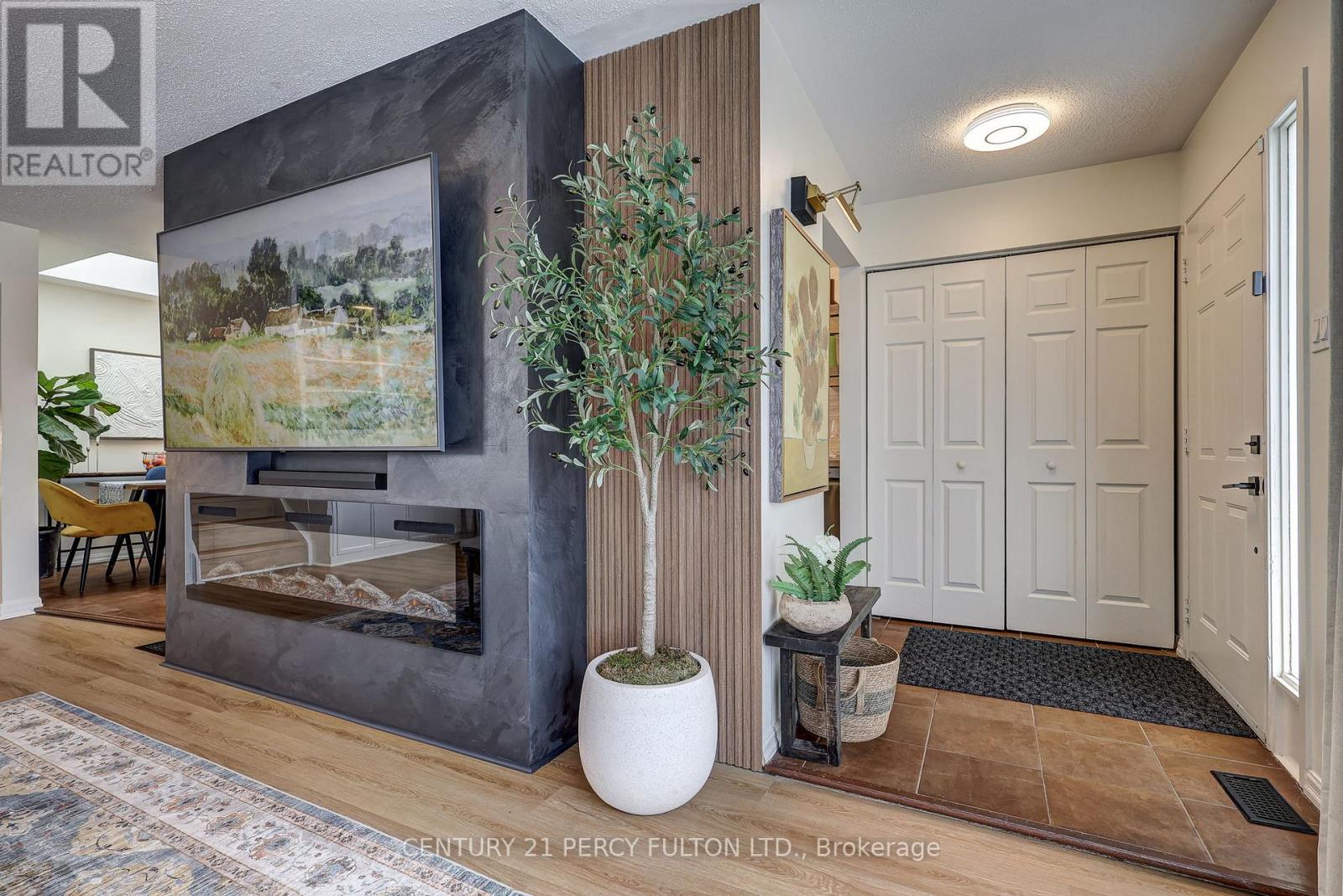 132 SUNDRIDGE CRESCENT - Image 5