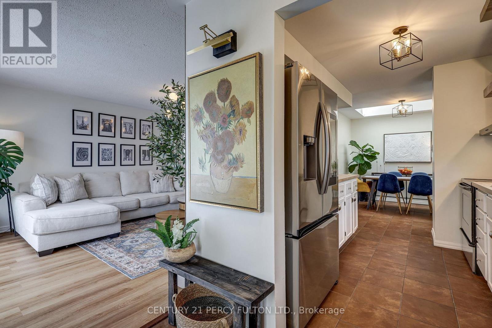 132 SUNDRIDGE CRESCENT - Image 6
