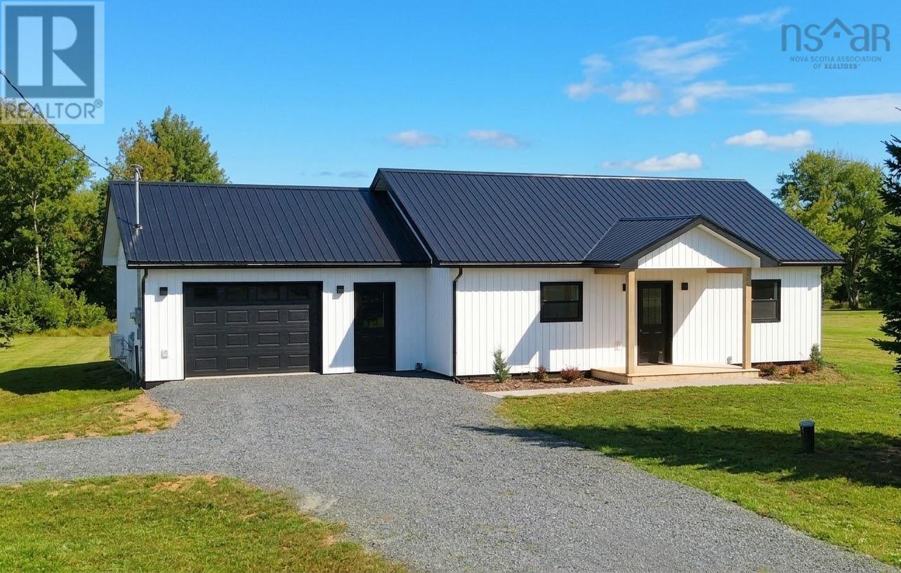 1882 Fox Harbour Road