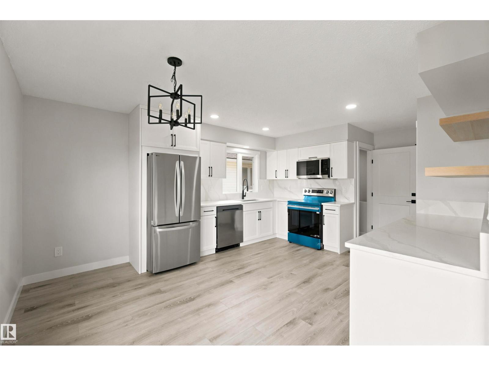 4129 134A AV NW - 10