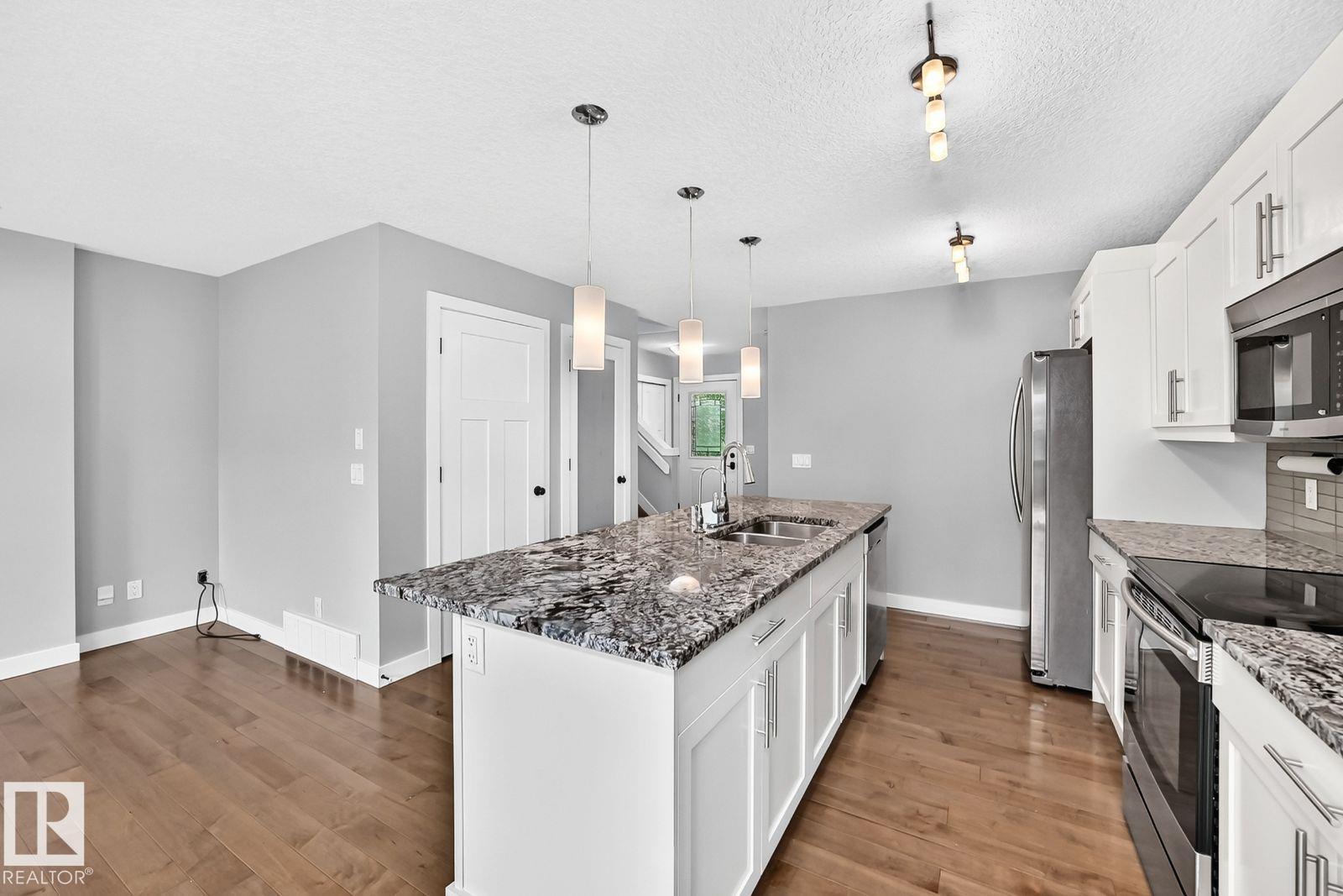 1112 176 ST SW - 12