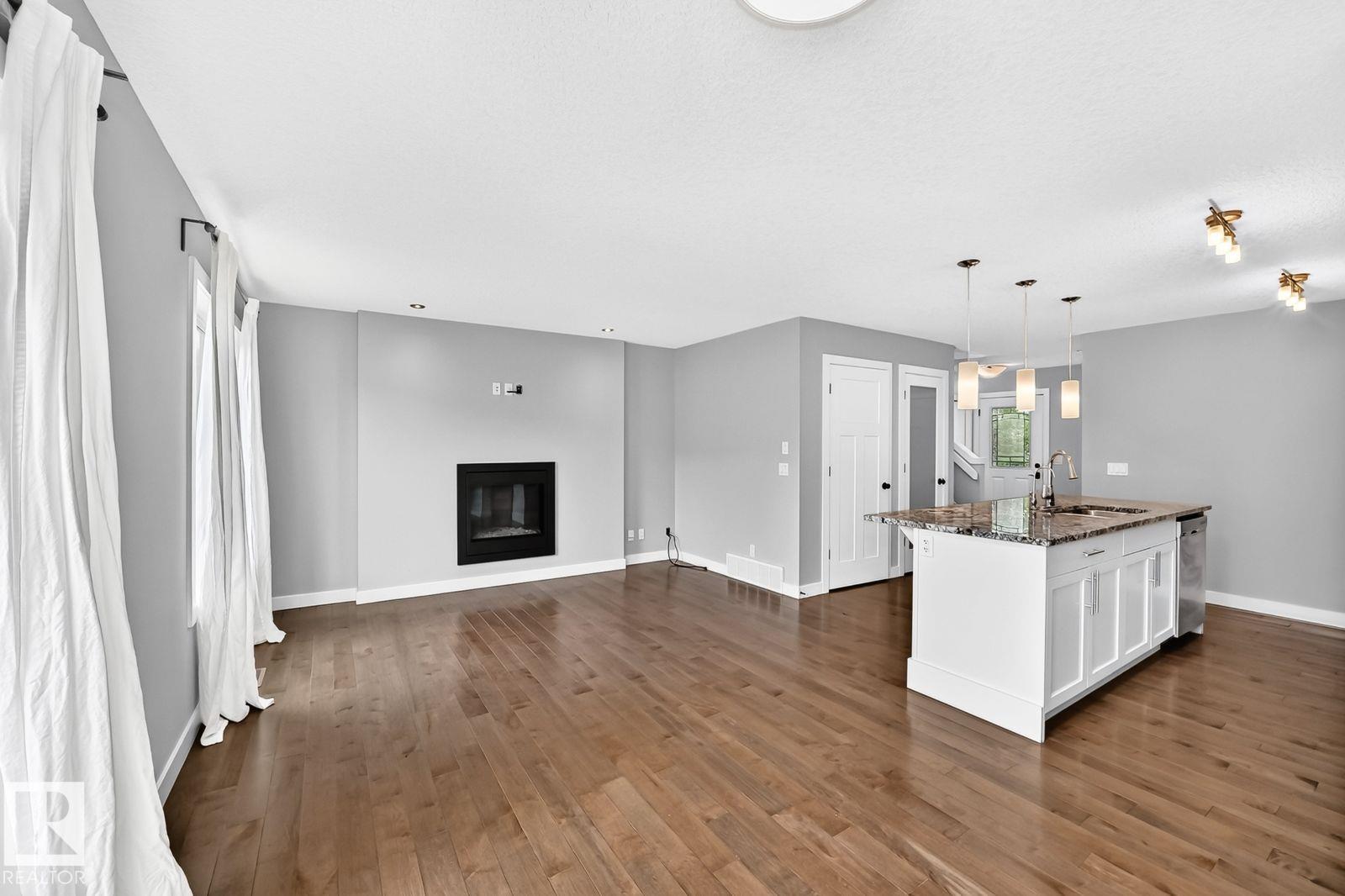 1112 176 ST SW - 28