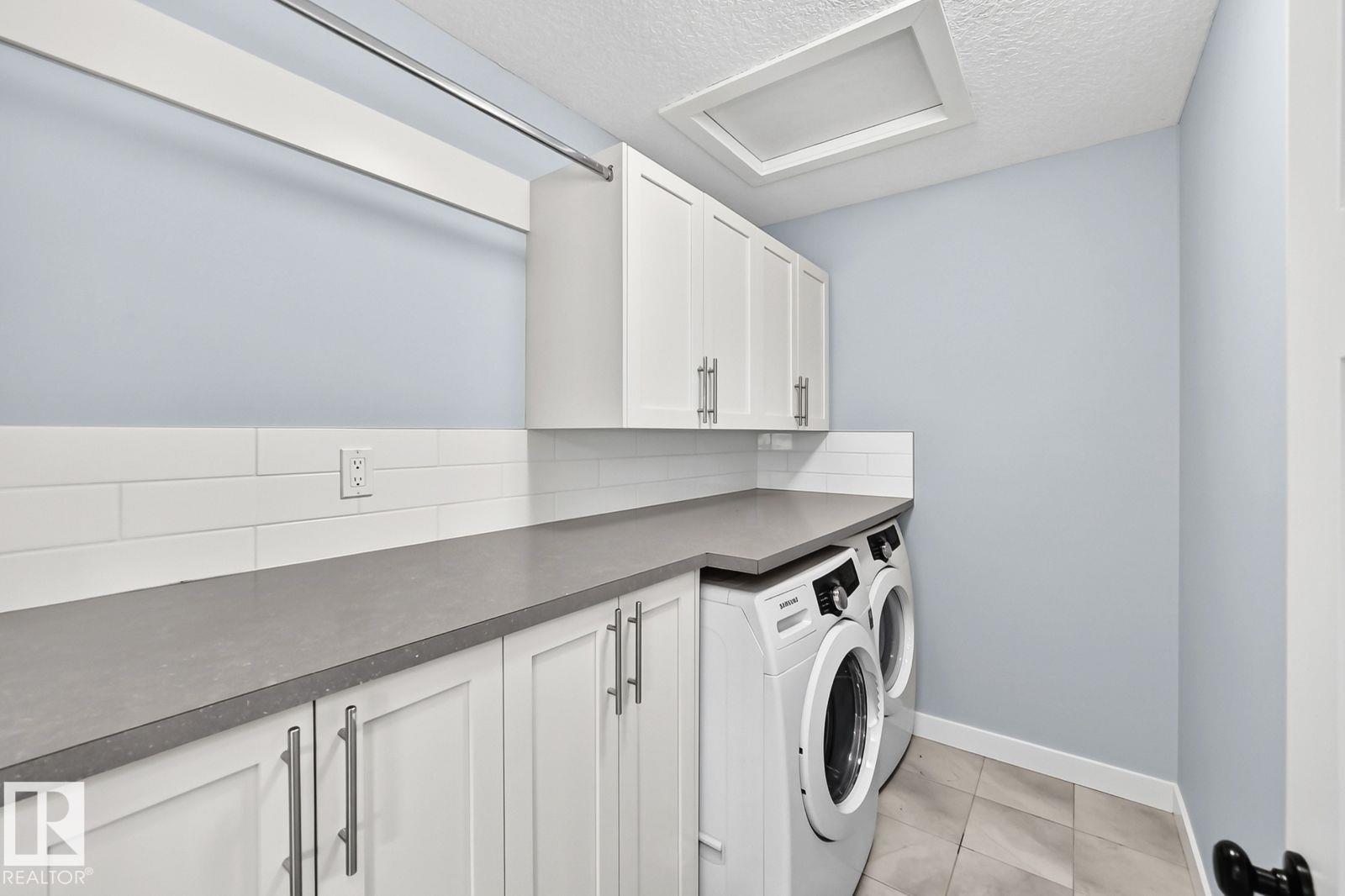 1112 176 ST SW - 47