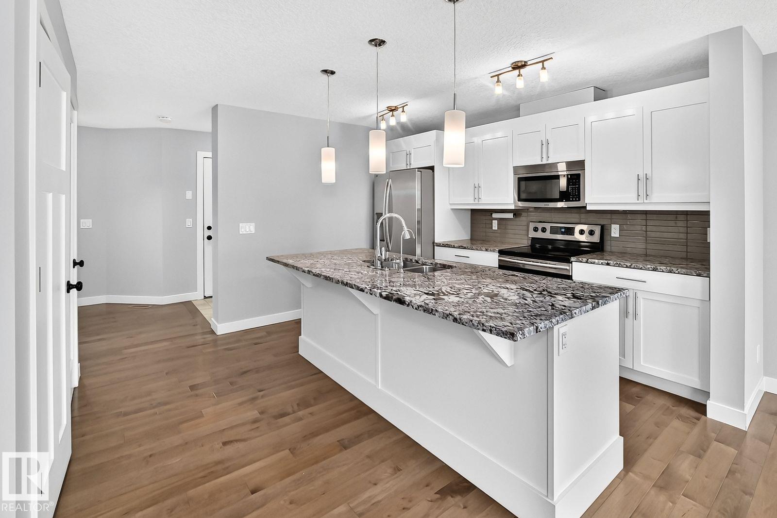 1112 176 ST SW - 8