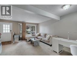 Primary Bedroom - 174 Woodmont Terrace Sw, Calgary, AB T2W4Z4 Photo 8