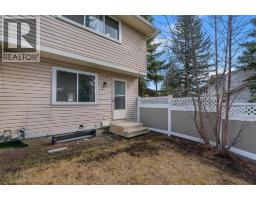 174 Woodmont Terrace Sw, Calgary, AB T2W4Z4 Photo 21