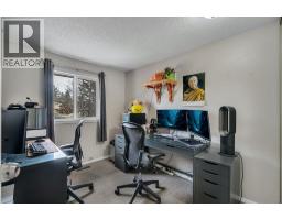 174 Woodmont Terrace Sw, Calgary, AB T2W4Z4 Photo 13